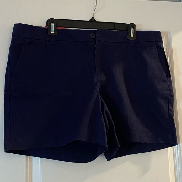NWT Navy Blue Chino Shorts Size 14 - Picture 1 of 3